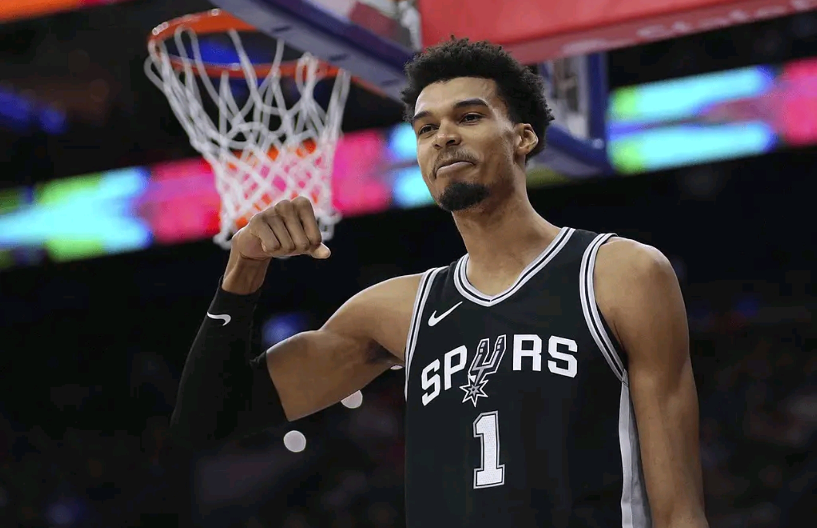 九游体育app-圣安东尼奥马刺扳平良机备战CBA常规赛埃因霍温清晨队长鼓劲，媒体一致点评：达拉斯独行侠窗口期手感冰凉