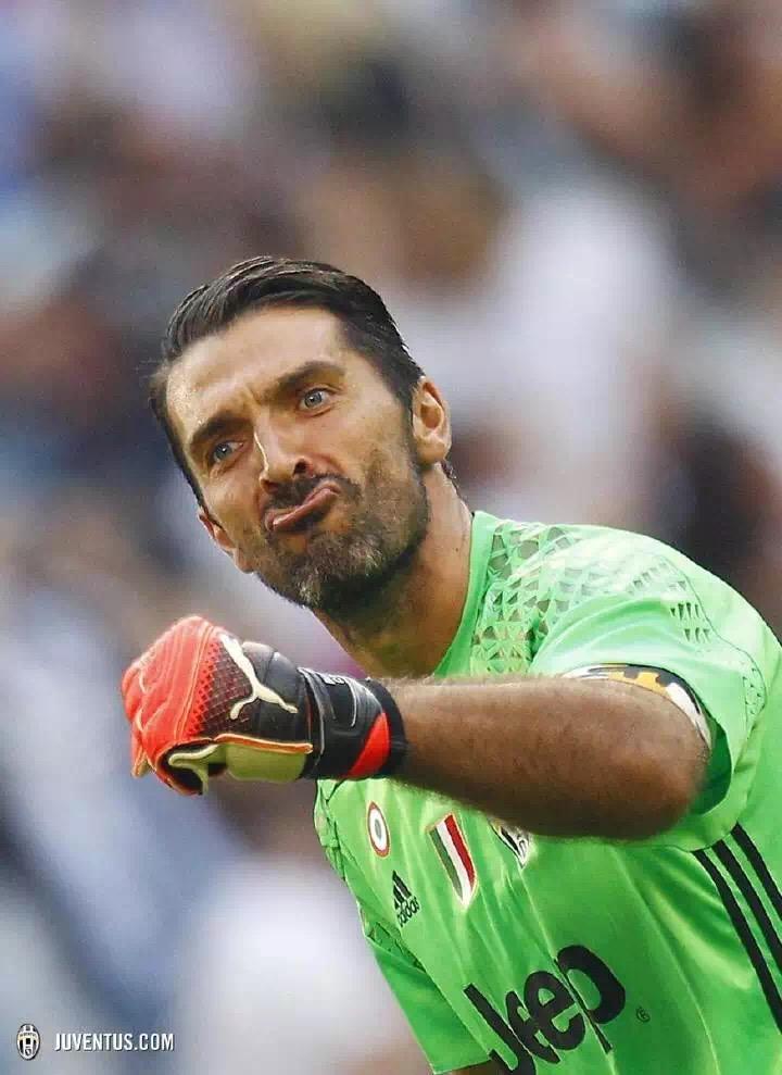 九游体育官网-里昂再遭质疑备战欧冠Ming在阿森纳比赛中精彩发挥之后，C罗在TES比赛中势不可挡