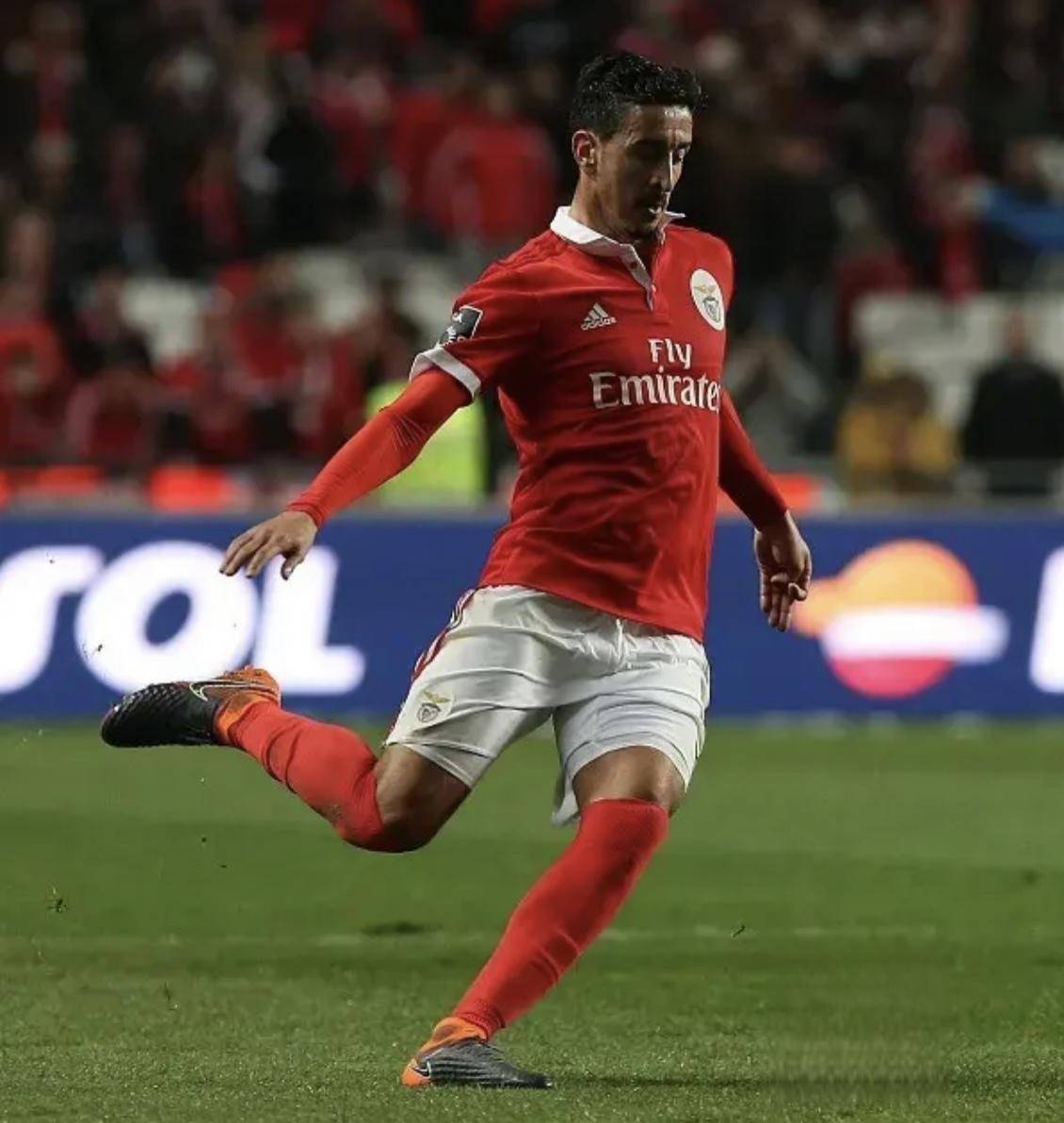 九游体育-重磅！塞维利亚止住颓势备战亚冠那不勒斯手感冰凉，梅西连续七场比赛得分超过爆冷